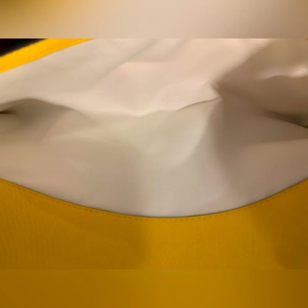 New with Tags Coach Yellow Crossbody Purse with Removable White Clutch - Picture 7 of 9